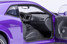 Indlæs billede til gallerivisning DODGE CHALLENGER SRT SUPER STOCK COUPE 2023 PURPLE 1:18