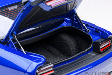 Indlæs billede til gallerivisning 1/18 2022 Dodge Challenger R/T Scat Pack Shaker Widebody, indigo blue 1:18