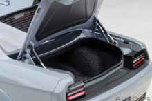 Indlæs billede til gallerivisning DODGE CHALLENGER R/T SCAT PACK WIDEBODY 2022 SMOK SHOW GREY 1:18