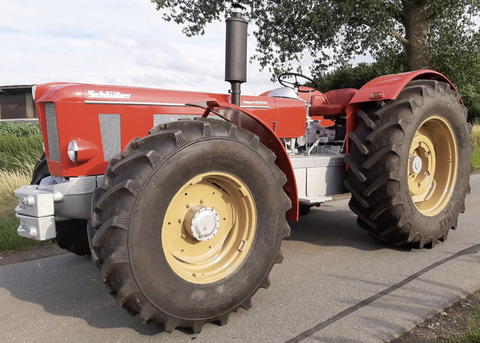 SCHLUETER SUPER 1500 TV TRACTOR 1959 RED GREY 1:32
