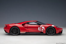 Indlæs billede til gallerivisning 1/18 2022 Ford GT Alan Mann Heritage Edition, red/gold 1:18