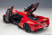 Indlæs billede til gallerivisning 1/18 2022 Ford GT Alan Mann Heritage Edition, red/gold 1:18