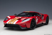 Indlæs billede til gallerivisning 1/18 2022 Ford GT Alan Mann Heritage Edition, red/gold 1:18