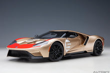 Indlæs billede til gallerivisning 1/18 2022 Ford GT Holman Moody Heritage Edition, gold/red 1:18