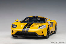 Indlæs billede til gallerivisning 2017 Ford GT, triple yellow/ black stripes 1:18