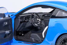 Indlæs billede til gallerivisning FORD USA MUSTANG SHELBY GT500 COUPE 2023 GRIBBER BLUE 1:18