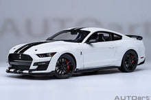 Indlæs billede til gallerivisning FORD USA MUSTANG SHELBY GT500 COUPE 2023 OXFORD WHITE 1:18