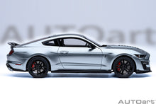 Indlæs billede til gallerivisning FORD USA MUSTANG SHELBY GT500 COUPE 2023 ICONIC SILVER 1:18