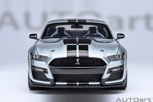 Indlæs billede til gallerivisning FORD USA MUSTANG SHELBY GT500 COUPE 2023 ICONIC SILVER 1:18