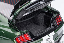 Indlæs billede til gallerivisning FORD USA MUSTANG SHELBY GT500 COUPE 2023 ERUPTION GREEN 1:18