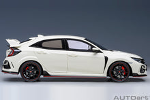Indlæs billede til gallerivisning HONDA CIVIC TYPE R (FK8) 2021 WHITE 1:18