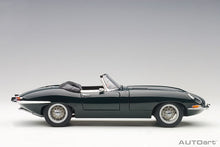 Indlæs billede til gallerivisning 1/18 Jaguar E-Type Roadster series 1 3.8, green 1:18