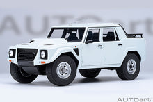 Indlæs billede til gallerivisning LAMBORGHINI LM002 PICK-UP 1986 BIANCO POLO - PARK WHITE 1:18