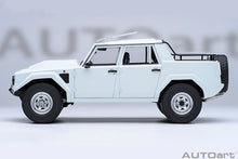 Indlæs billede til gallerivisning LAMBORGHINI LM002 PICK-UP 1986 BIANCO POLO - PARK WHITE 1:18
