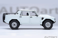 Indlæs billede til gallerivisning LAMBORGHINI LM002 PICK-UP 1986 BIANCO POLO - PARK WHITE 1:18