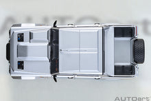 Indlæs billede til gallerivisning LAMBORGHINI LM002 PICK-UP 1986 SILVER 1:18
