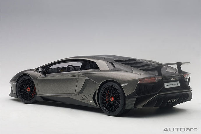 2015 Lamborghini Aventador SV LP750-4, grigio titans(metallic grey) 1:18