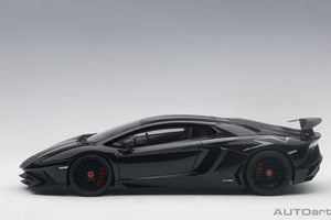 2015 Lamborghini Aventador SV LP750-4, nero aldebaran(gloss black) 1:18