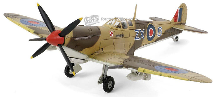 Supermarine SPITFIRE Mk IX EN315/ZX-6, SQ LDR Stanislaw Skalski, No. 145 Squadron 1943 camouflage 1:72