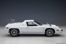 Indlæs billede til gallerivisning LOTUS EUROPA SPECIAL 1975 - THE CIRCUIT WOLF - (HERO) YUYA FUBUKI - MANGA MOVIE WHITE RED 1:18