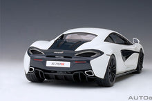 Indlæs billede til gallerivisning McLaren 570S, white 1:18