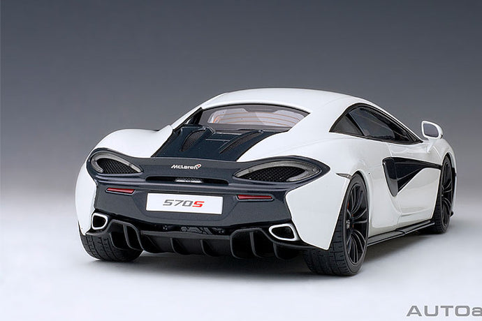 McLaren 570S, white 1:18