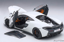 Indlæs billede til gallerivisning McLaren 570S, white 1:18