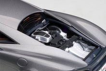 Indlæs billede til gallerivisning McLaren 570S, blade silver 1:18
