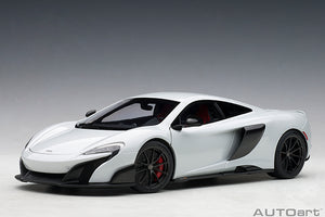 McLaren 675LT, Silica white 1:18