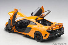 Indlæs billede til gallerivisning McLaren 675LT, orange 1:18