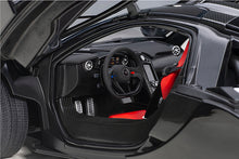 Indlæs billede til gallerivisning McLAREN P1 2013 FIRE BLACK 1:18