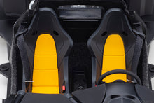 Indlæs billede til gallerivisning McLAREN P1 2013 VOLCANO YELLOW BLACK 1:18