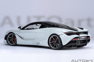 McLAREN 720S 2017 SILICA WHITE