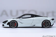 Indlæs billede til gallerivisning 1/18 McLaren 720S, silica white 1:18