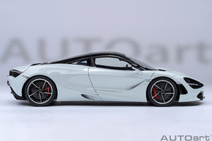 McLAREN 720S 2017 SILICA WHITE