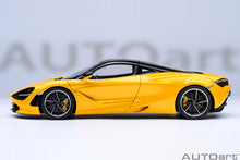 Indlæs billede til gallerivisning 1/18 McLaren 720S, volcano yellow 1:18