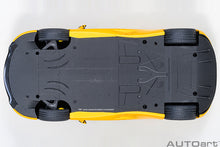 Indlæs billede til gallerivisning 1/18 McLaren 720S, volcano yellow 1:18