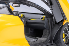 Indlæs billede til gallerivisning 1/18 McLaren 720S, volcano yellow 1:18