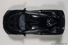 Indlæs billede til gallerivisning McLaren Senna, stealth cosmos 1:18