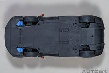Indlæs billede til gallerivisning McLaren Senna, trophy mira 1:18