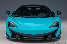 Indlæs billede til gallerivisning McLaren 600LT, light blue 1:18