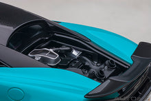 Indlæs billede til gallerivisning McLaren 600LT, light blue 1:18