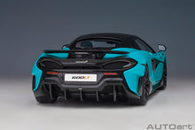 Indlæs billede til gallerivisning McLaren 600LT, light blue 1:18