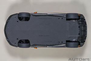 McLaren 600LT, orange 1:18