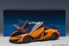 Indlæs billede til gallerivisning McLaren 600LT, orange 1:18