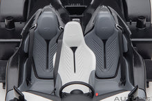 Indlæs billede til gallerivisning McLAREN SPEEDTAIL 2020 FROZEN BLUE