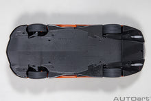Indlæs billede til gallerivisning McLAREN SPEEDTAIL 2020 VOLCANO ORANGE 1:18
