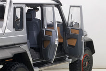 Indlæs billede til gallerivisning 1/18 2013 Mercedes Benz G63 AMG 6x6, silver 1:18