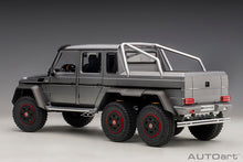 Indlæs billede til gallerivisning 1/18 Mercedes Benz G63 AMG 6x6, designo platinum magno 1:18