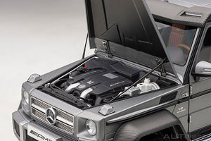 1/18 Mercedes Benz G63 AMG 6x6, designo platinum magno 1:18